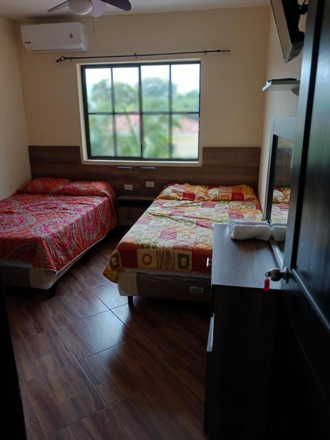 Habitaciones Casa Cuscatlan Tamanique Pokoj fotografie