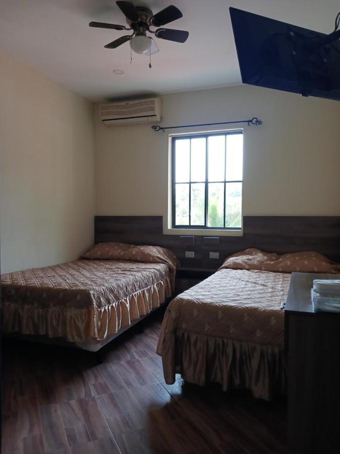 Habitaciones Casa Cuscatlan Tamanique Pokoj fotografie